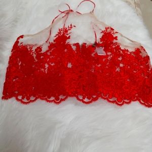 Red Lace Crop L Nwot